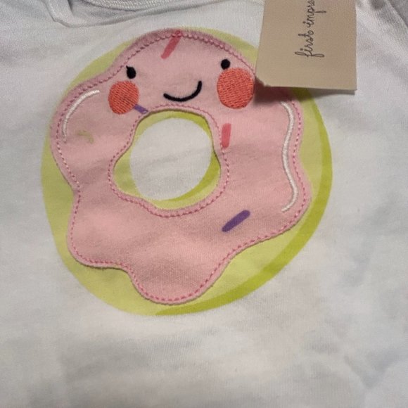 FIRST IMPRESSIONS WHITE TEE WITH LOGO BEST OFFER EXCEPTED - Picture 4 of 7